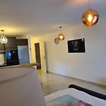 Studio Apartment Doris